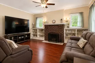 209 Camp St, Meriden, CT 06450 - Photo 9