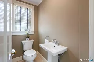 676 Ridge Rd, Wethersfield, CT 06109 - Photo 15