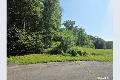 7 Vona Way, Newtown, CT 06470 - Photo 5