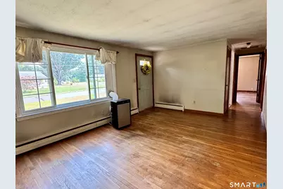 5 Highland Road, Windsor Locks, CT 06096 - Photo 9