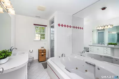 14 Buena Vista Street, Stamford, CT 06907 - Photo 17