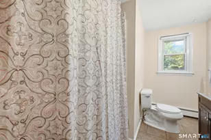 81 Warren Ave, Vernon, CT 06066 - Photo 11