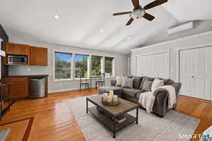 2 Sunnyside Ave, Danbury, CT 06811 - Photo 17
