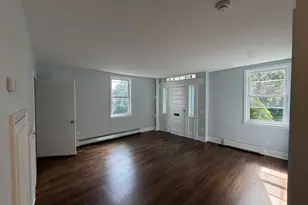 35 Wooster St, Danbury, CT 06810 - Photo 7