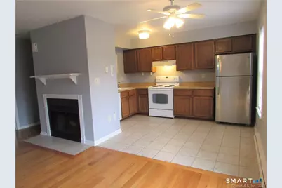 18 Aspetuck Village #18, New Milford, CT 06776 - Photo 5