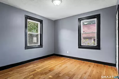 302 Dover Street, Bridgeport, CT 06610 - Photo 23