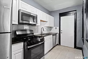302 Dover St, Bridgeport, CT 06610 - Photo 11