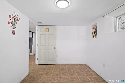 302 Dover Street, Bridgeport, CT 06610 - Photo 35