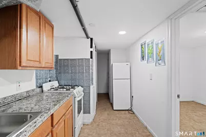 302 Dover Street, Bridgeport, CT 06610 - Photo 31