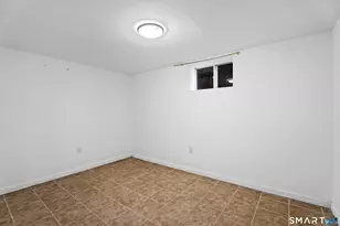 302 Dover St, Bridgeport, CT 06610 - Photo 27
