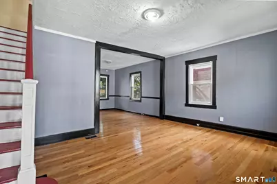 302 Dover Street, Bridgeport, CT 06610 - Photo 7