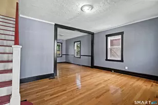 302 Dover St, Bridgeport, CT 06610 - Photo 7