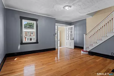 302 Dover Street, Bridgeport, CT 06610 - Photo 5