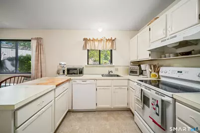 774 Heritage Village #B, Southbury, CT 06488 - Photo 23