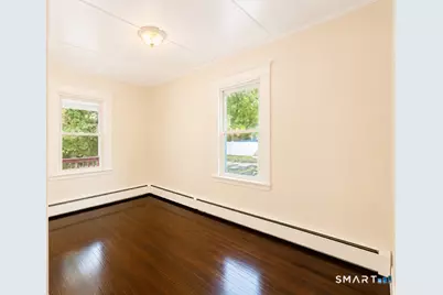 302 Lakeview Avenue, Waterbury, CT 06705 - Photo 17