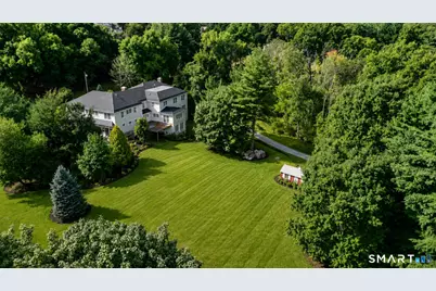 201 Whites Hill Lane, Fairfield, CT 06824 - Photo 3
