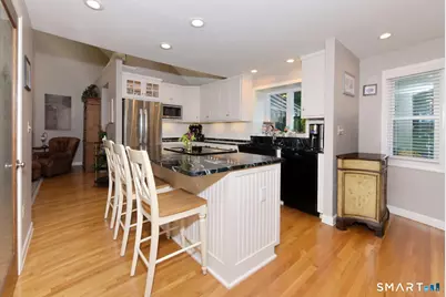 4 Sears Place, East Hampton, CT 06424 - Photo 3