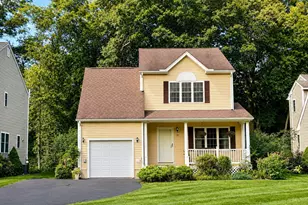 29 Sycamore Way, Wallingford, CT 06492 - Photo 1
