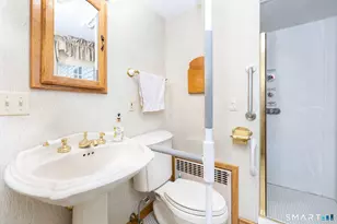 73 Westledge Rd, Simsbury, CT 06092 - Photo 27