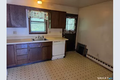 13 Haddad Drive #4, Danbury, CT 06810 - Photo 5
