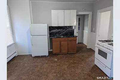 105 Rhodes Street, New Britain, CT 06051 - Photo 3