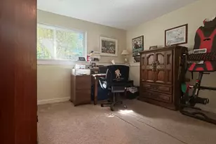 15 Brookwood Dr, Rocky Hill, CT 06067 - Photo 5