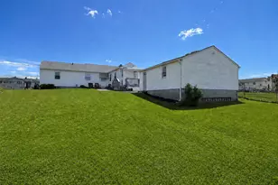 749 Maple St, Wethersfield, CT 06109 - Photo 23