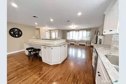 749 Maple Street, Wethersfield, CT 06109 - Photo 7