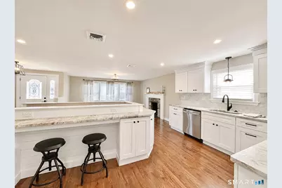749 Maple Street, Wethersfield, CT 06109 - Photo 5