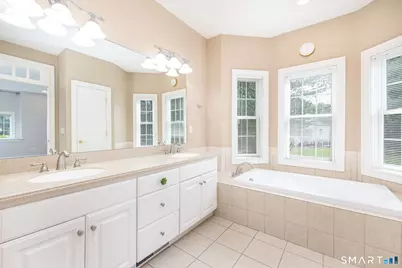 6 Wyeth Drive, Bloomfield, CT 06002 - Photo 17