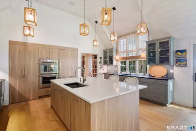 31 Hancock Lane, Darien, CT 06820 - Photo 9