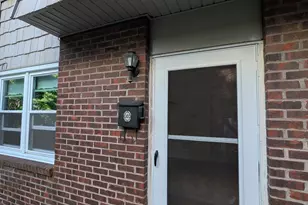 61 Dover Ct, Branford, CT 06405 - Photo 1