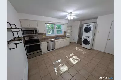 61 Dover Court #B, Branford, CT 06405 - Photo 9