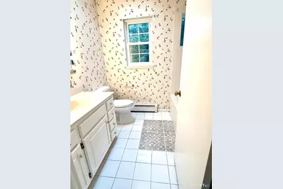2605 Albany Avenue, West Hartford, CT 06117 - Photo 21