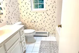 2605 Albany Ave, West Hartford, CT 06117 - Photo 21