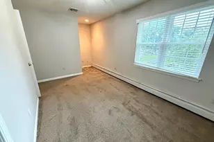 2605 Albany Ave, West Hartford, CT 06117 - Photo 27