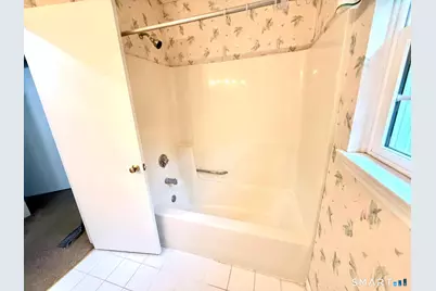 2605 Albany Avenue, West Hartford, CT 06117 - Photo 11