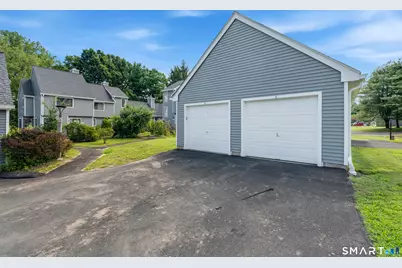 6 Wild Rose Court #6, Bloomfield, CT 06002 - Photo 15