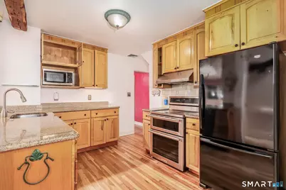 10 Crown Street, Trumbull, CT 06611 - Photo 7