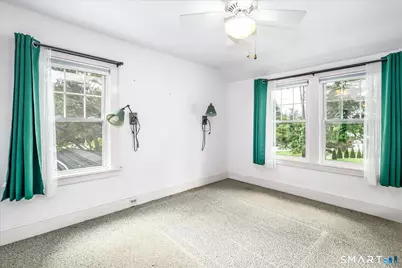 10 Crown Street, Trumbull, CT 06611 - Photo 21