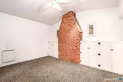 10 Crown Street, Trumbull, CT 06611 - Photo 19