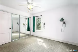 10 Crown St, Trumbull, CT 06611 - Photo 23