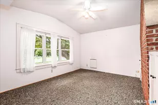 10 Crown St, Trumbull, CT 06611 - Photo 19