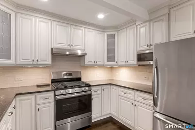 125 Oaklawn Avenue, Stamford, CT 06905 - Photo 15