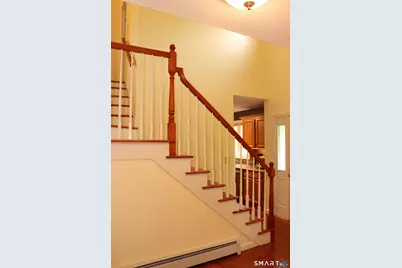 2 Metacomet Drive, East Granby, CT 06026 - Photo 17