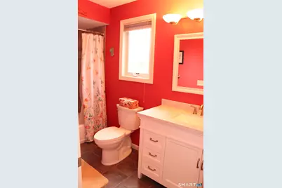 2 Metacomet Drive, East Granby, CT 06026 - Photo 23
