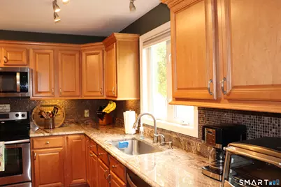 2 Metacomet Drive, East Granby, CT 06026 - Photo 3
