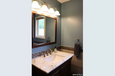 2 Metacomet Drive, East Granby, CT 06026 - Photo 19