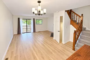 6 Kingsley Ct, West Hartford, CT 06110 - Photo 3