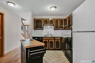 506 King St, Bristol, CT 06010 - Photo 9